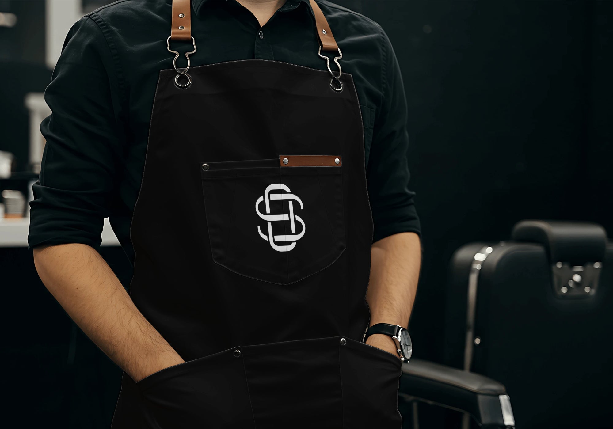 Profesyonel Deri Askılı Önlük – S Monogram Edition